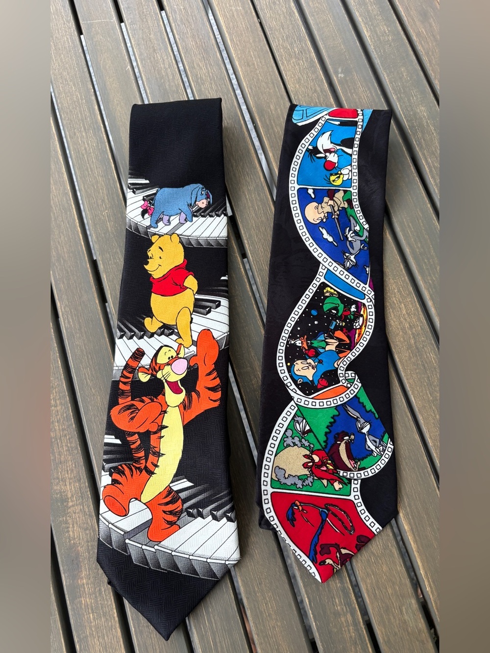 Vintage Looney Tunes Ties, Winnie the Pooh Bugs Bunny (2)